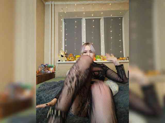 Darcy-666 Sex Cam Show