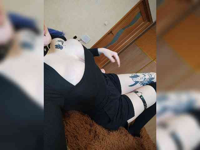 Darcy-666 webcam
