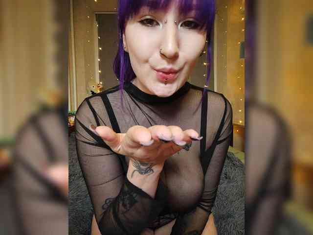 Darcy-666 webcam