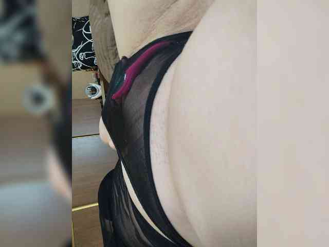 Darcy-666 webcam
