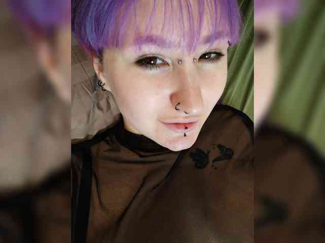 Darcy-666 webcam