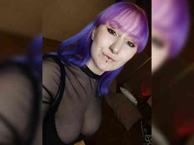 Darcy-666 webcam