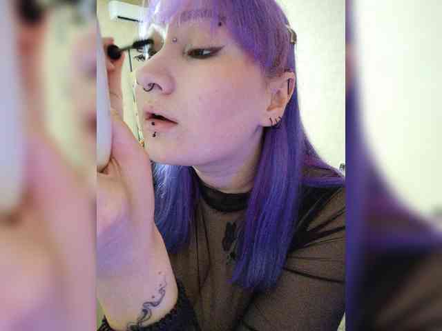 Darcy-666 webcam