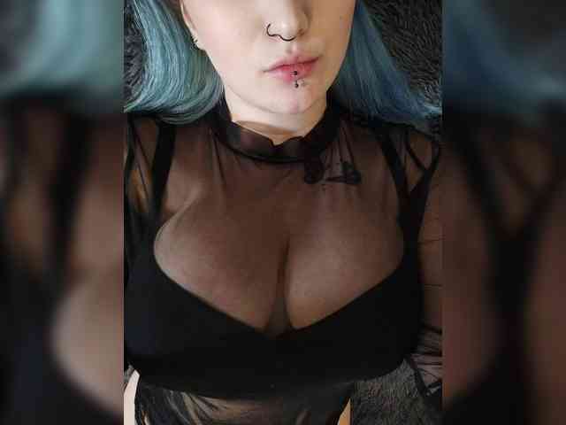 Darcy-666 webcam