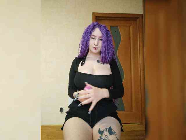 Darcy-666 Sex Cam Show
