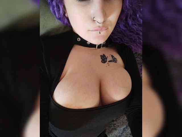 Darcy-666 Sex Cam Show