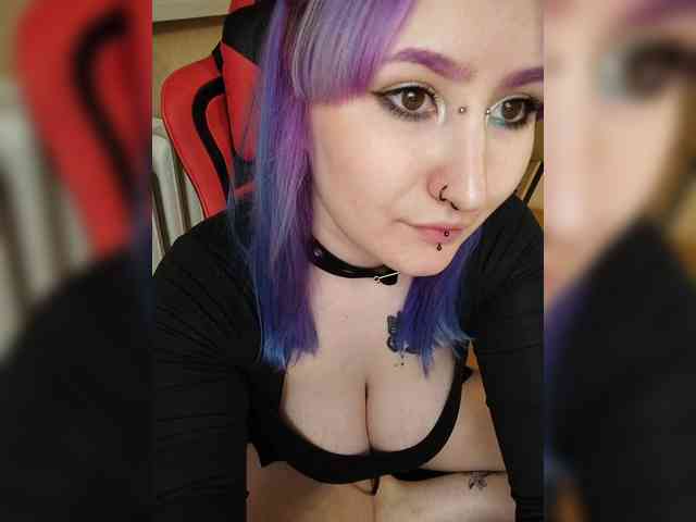 Darcy-666 webcam