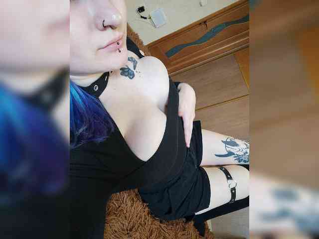 Darcy-666 webcam