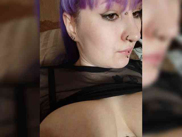 Darcy-666 webcam