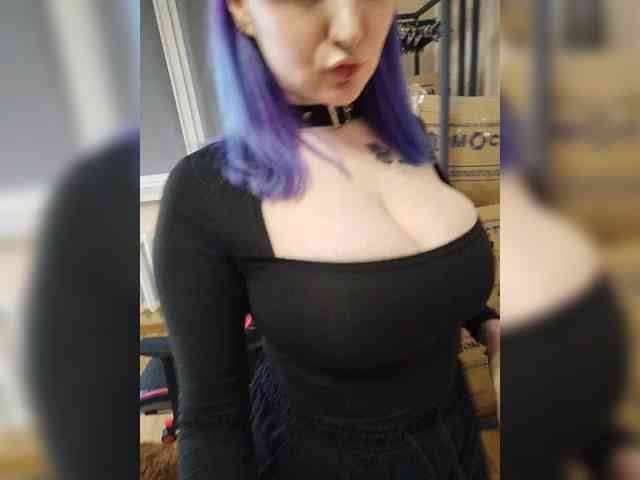 Darcy-666 webcam