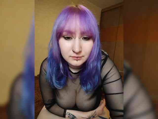 Darcy-666 webcam