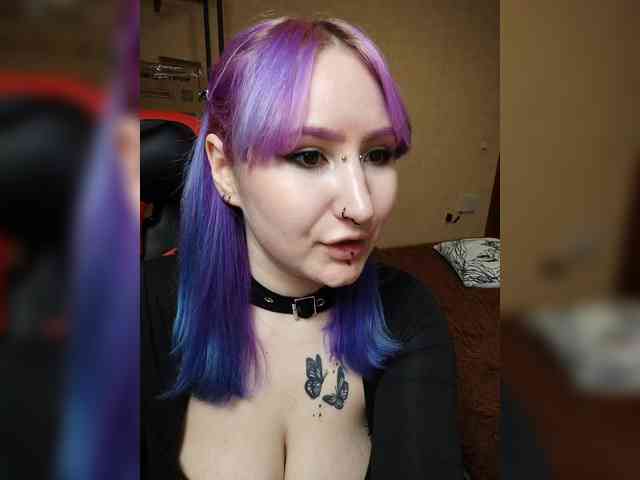 Darcy-666 webcam