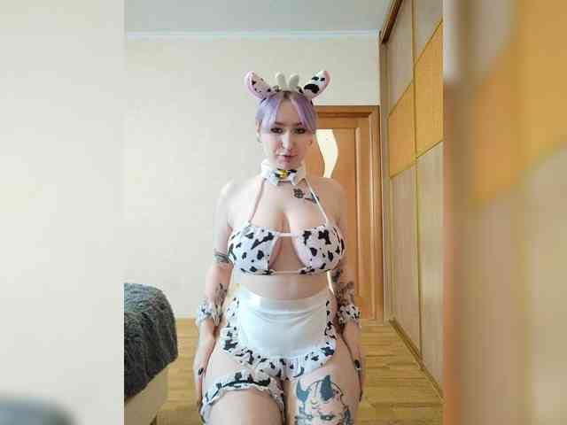 Darcy-666 webcam