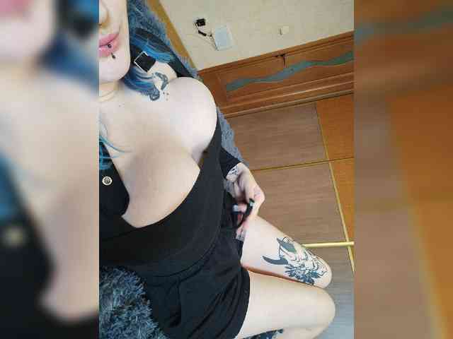 Darcy-666 webcam