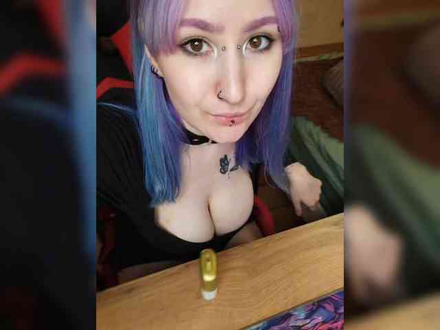 Darcy-666 webcam
