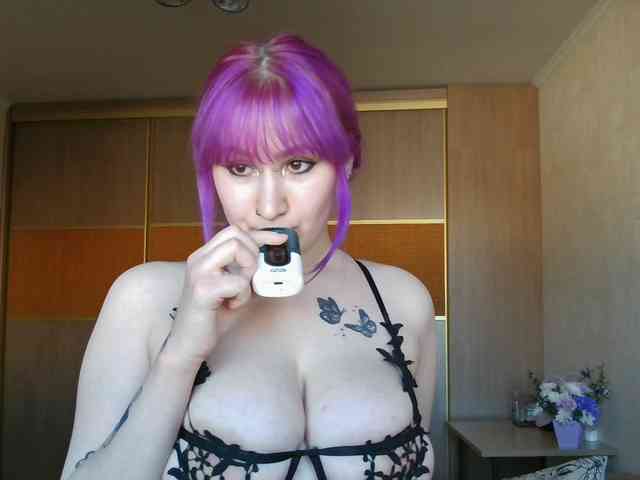 Darcy-666 webcam