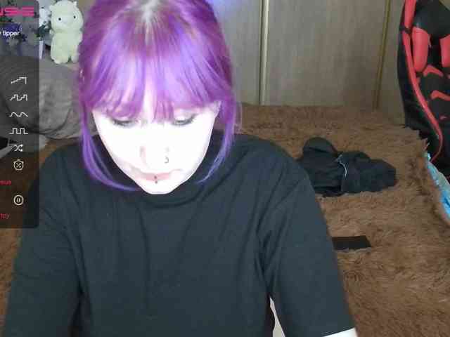 Darcy-666 webcam