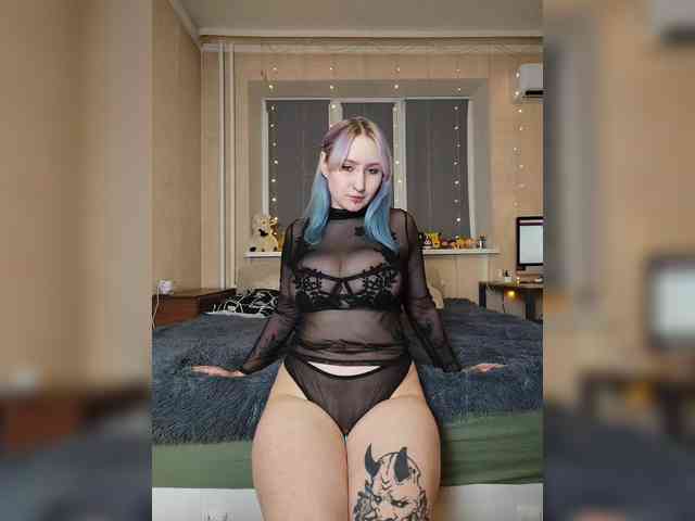 Darcy-666 Sex Cam Show