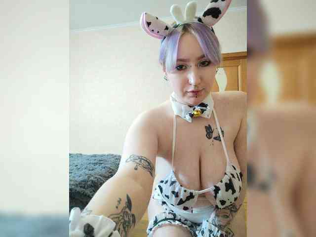 Darcy-666 webcam