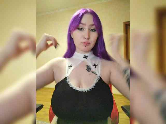 Darcy-666 Live Webcam on BongaCams