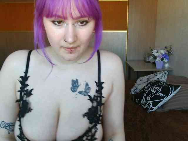 Darcy-666 webcam