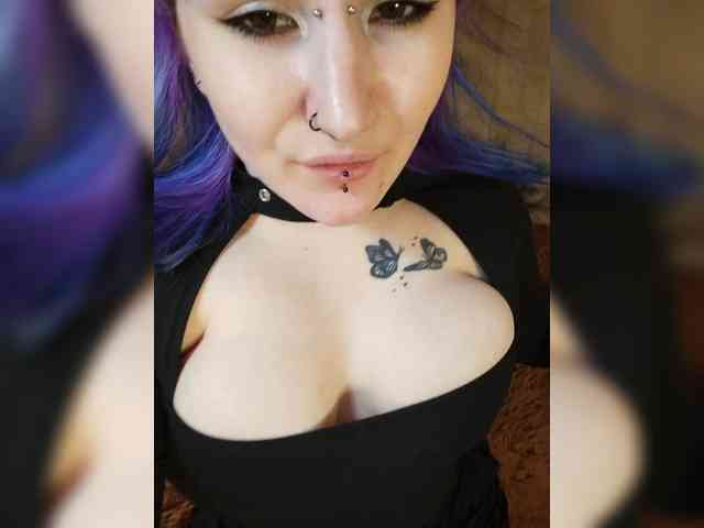 Darcy-666 webcam