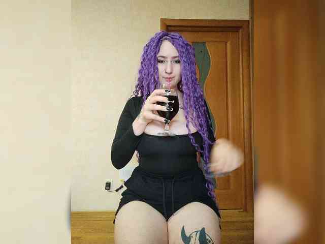 Darcy-666 Sex Cam Show