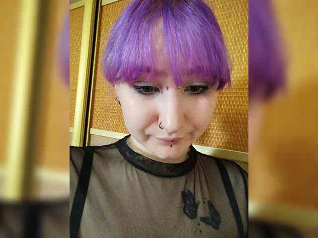 Darcy-666 webcam