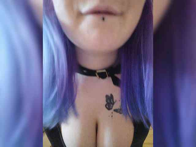 Darcy-666 webcam