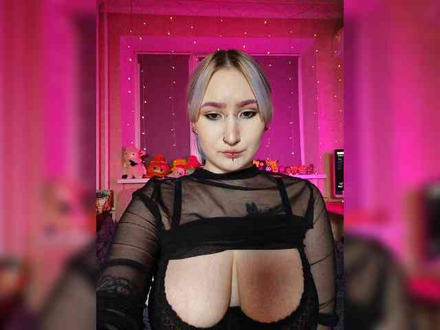 Darcy-666 webcam