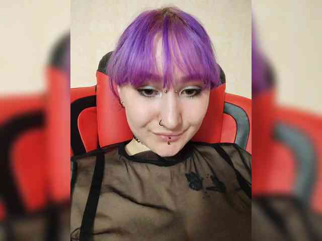 Darcy-666 webcam