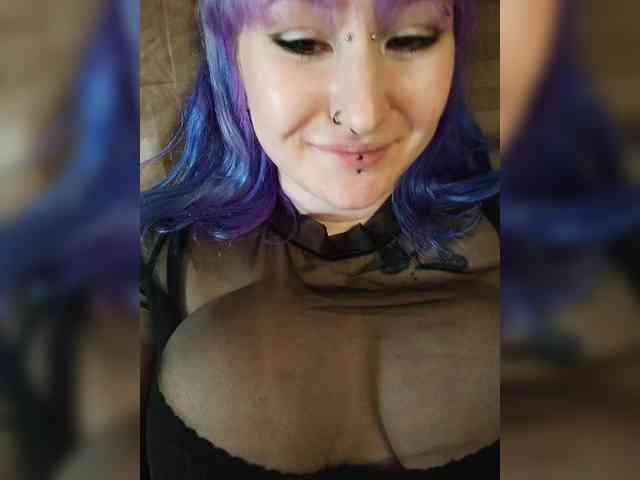 Darcy-666 webcam
