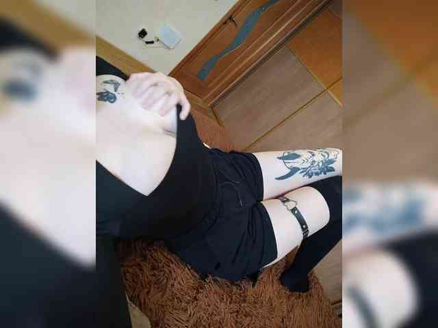 Darcy-666 webcam