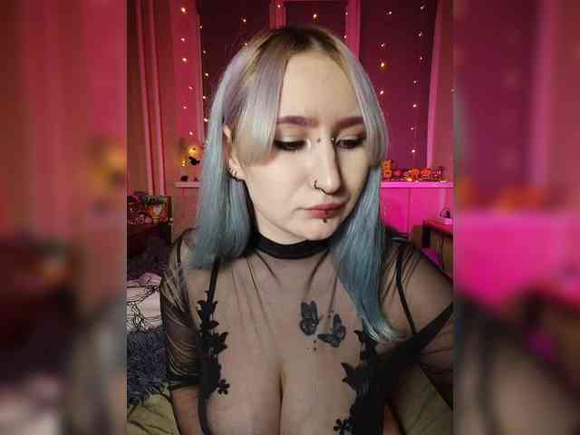 Darcy-666 webcam