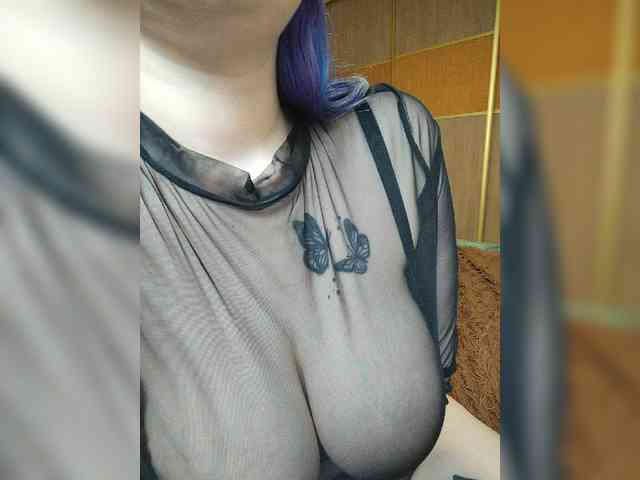 Darcy-666 webcam