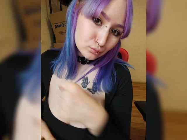 Darcy-666 webcam
