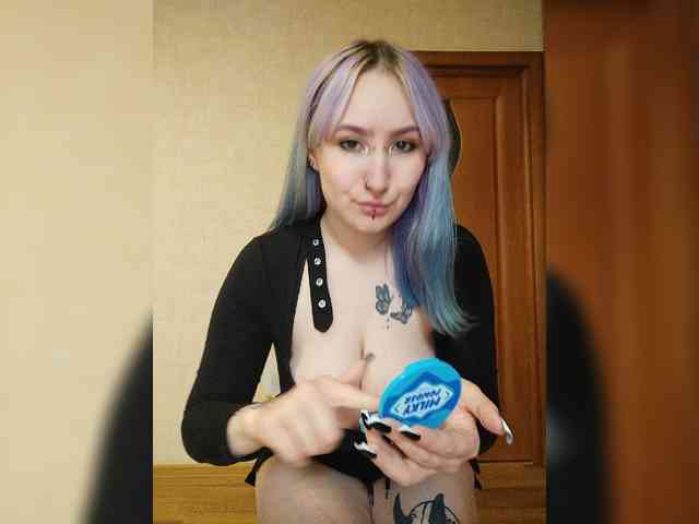 Darcy-666 webcam