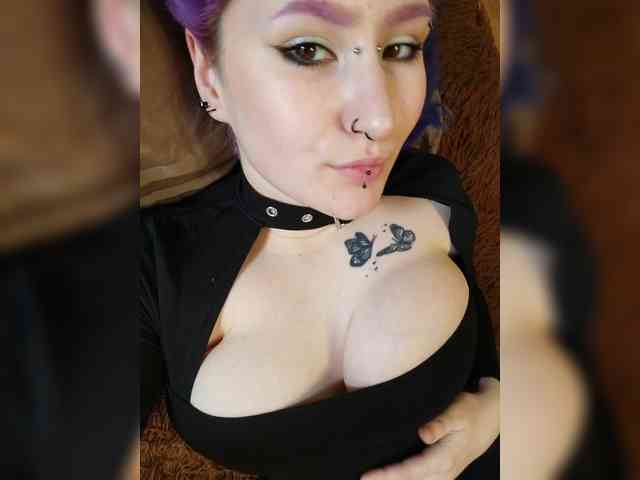 Darcy-666 webcam