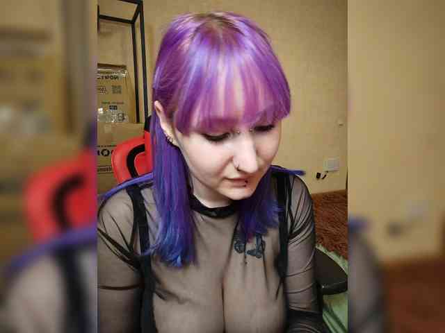 Darcy-666 webcam