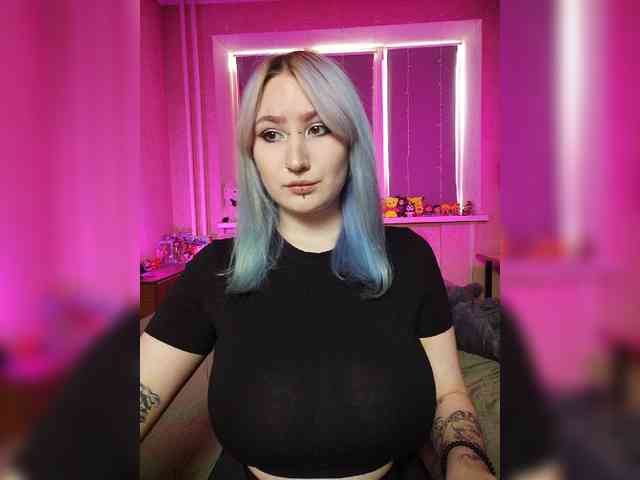 Darcy-666 webcam