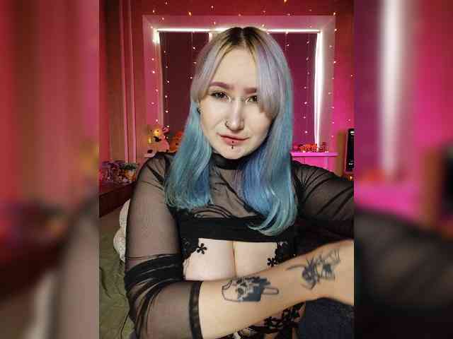 Darcy-666 webcam