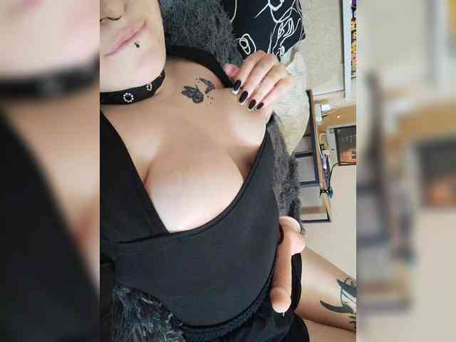 Darcy-666 Sex Cam Show