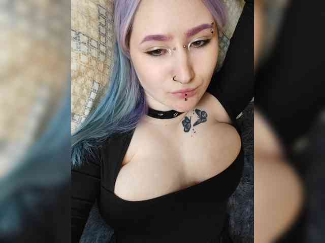 Darcy-666 webcam