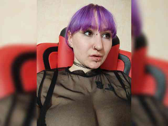 Darcy-666 webcam