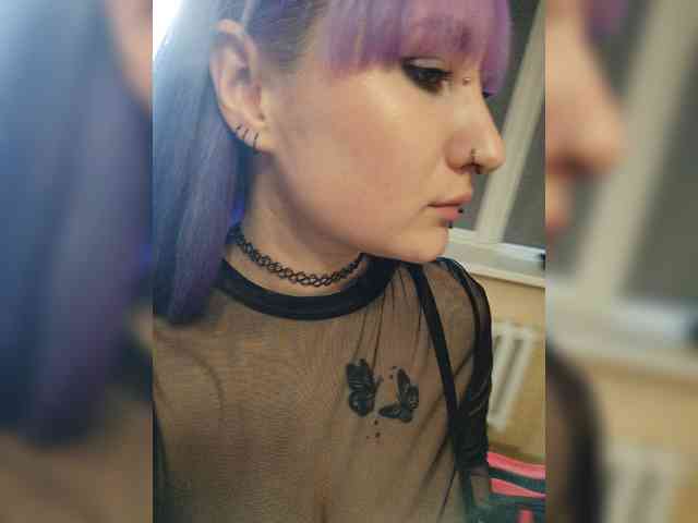 Darcy-666 webcam