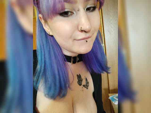 Darcy-666 webcam