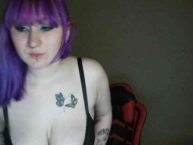 Darcy-666 webcam
