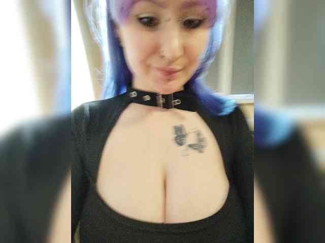 Darcy-666 webcam