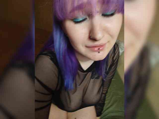Darcy-666 webcam