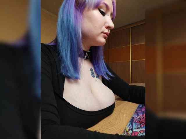 Darcy-666 webcam